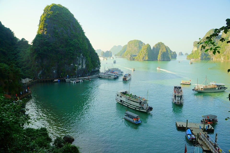Vietnam tour package with TripDezire